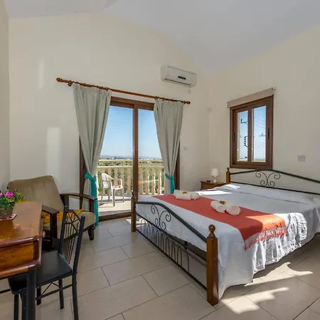 Villa Cypria Maria By *